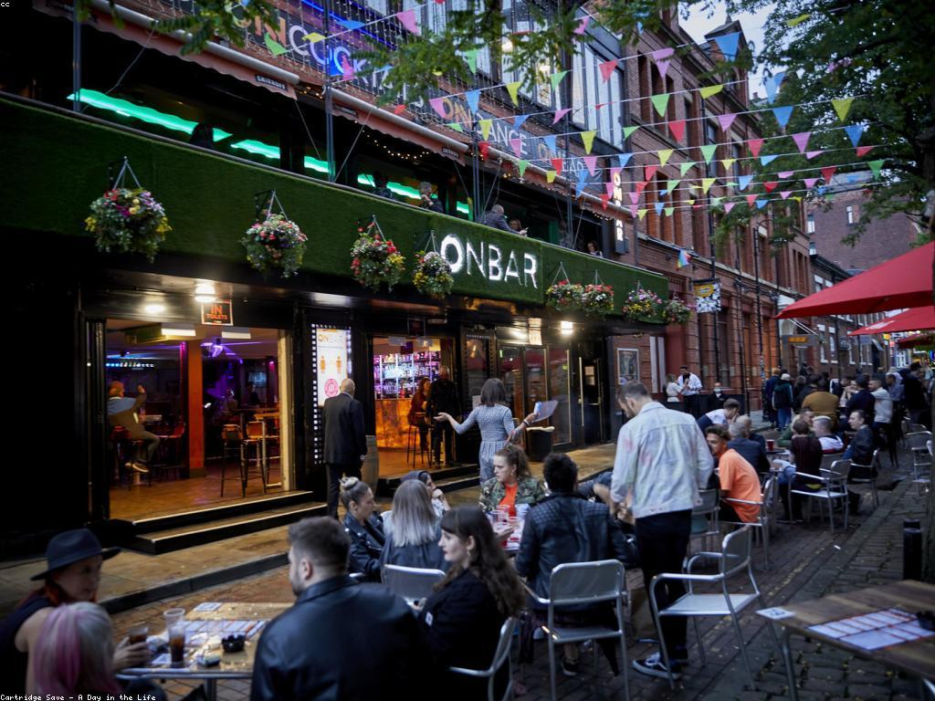 ព័ត៌មានស្លុត និងការប្រែប្រួលរបស់វាក្នុងសង្គមសម័យថ្មី