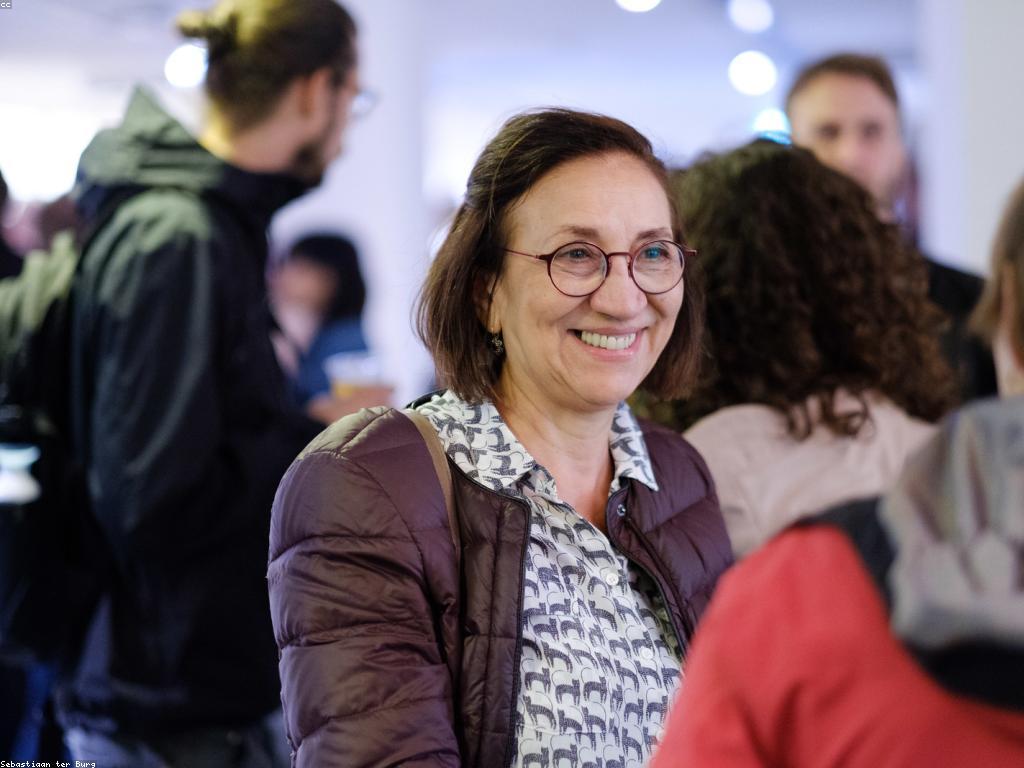 អត្ថិភាពនៃព័ត៌មានស្លុតលើការជឿទុកចិត្តសាធារណៈ